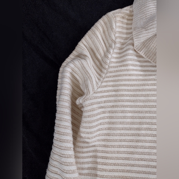 Sweater - Picture 9 of 12